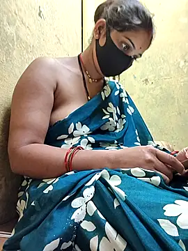 Snapshot of Hi_Radhika chatting on September 8, 2025, 4:28 pm Hi Radhika online show from September 8, 2025, 4:28 pm