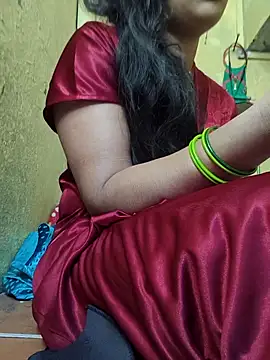 Snapshot of Hi_Radhika chatting on September 24, 2025, 2:37 am Hi Radhika online show from September 24, 2025, 2:37 am