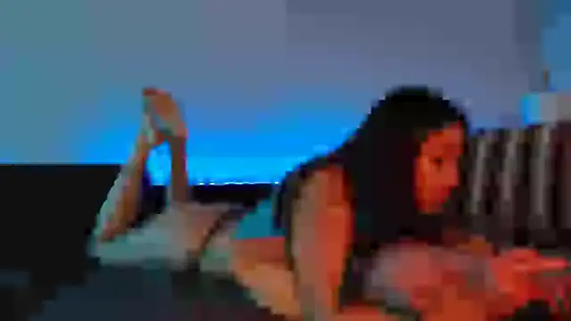 Snapshot of Jinna_milli chatting on February 15, 2025, 7:28 pm Jinna milli online show from February 15, 2025, 7:28 pm