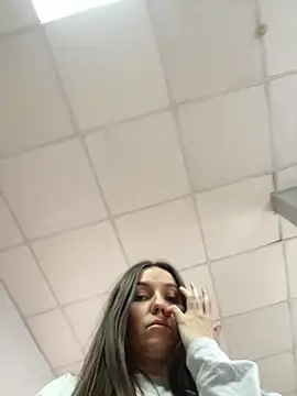 Snapshot of Jinna_milli chatting on March 2, 2025, 11:18 am Jinna milli online show from March 2, 2025, 11:18 am