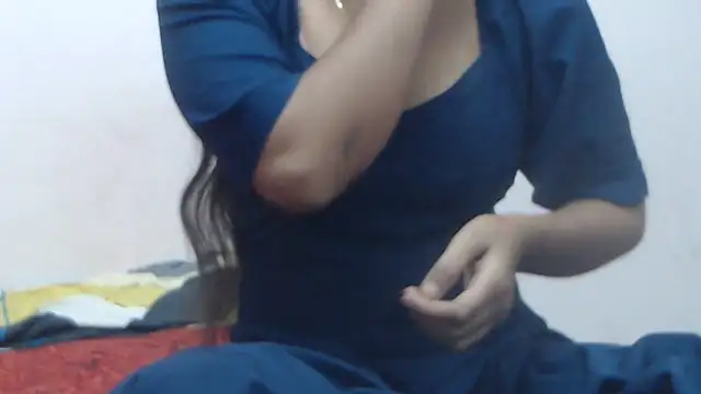 Snapshot of wildbabes chatting on December 30, 2024, 12:11 am wildbabes online show from December 30, 2024, 12:11 am