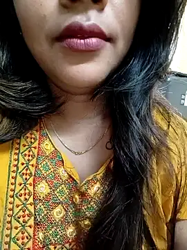 Snapshot of Monalisa_Singh chatting on January 17, 2025, 3:12 am Monalisa Singh online show from January 17, 2025, 3:12 am