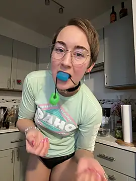 ketarisenup online show from February 14, 2025, 10:36 pm