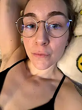 ketarisenup online show from September 11, 2025, 12:00 am