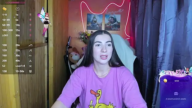 Snapshot of Fiery_Brunette_ chatting on January 26, 2025, 5:56 am Fiery Brunette  online show from January 26, 2025, 5:56 am