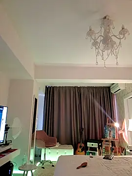 Snapshot of IreneHope chatting on March 13, 2025, 8:37 am IreneHope online show from March 13, 2025, 8:37 am