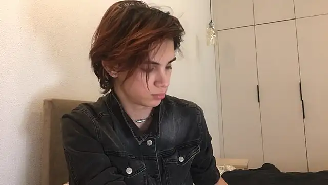 Snapshot of k0sta_ chatting on December 28, 2024, 8:48 am k0sta online show from December 28, 2024, 8:48 am