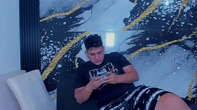 Snapshot of sweethot___ chatting on September 21, 2025, 2:19 pm sweethot online show from September 21, 2025, 2:19 pm