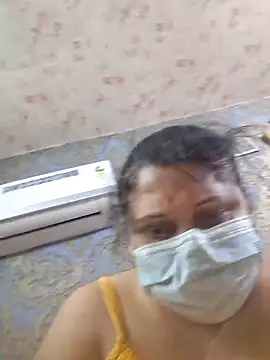 Snapshot of kunjan789 chatting on February 25, 2025, 5:58 pm kunjan789 online show from February 25, 2025, 5:58 pm