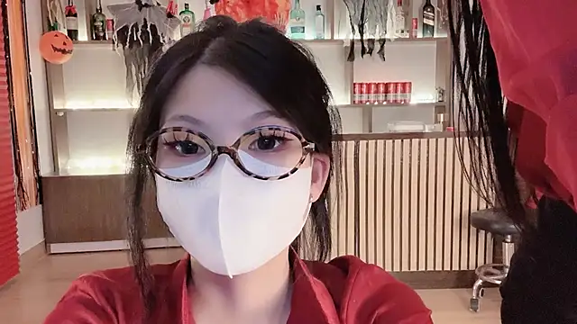 Jennie Spa online show from October 24, 2025, 3:41 pm