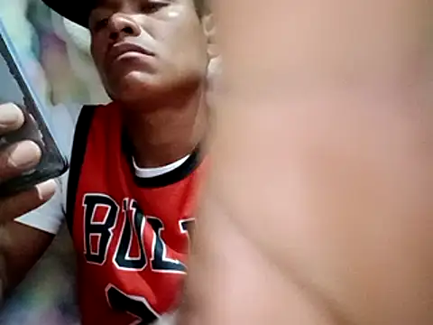 Snapshot of Moreno1813 chatting on March 3, 2025, 6:37 am Moreno1813 online show from March 3, 2025, 6:37 am