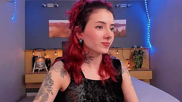 Snapshot of LiliJones_ chatting on January 9, 2025, 4:39 pm LiliJones online show from January 9, 2025, 4:39 pm