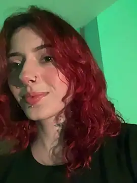 Snapshot of LiliJones_ chatting on January 14, 2025, 8:26 pm LiliJones online show from January 14, 2025, 8:26 pm