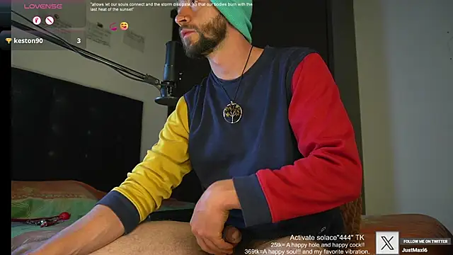 Snapshot of just_maxii chatting on February 15, 2025, 2:04 am just maxii online show from February 15, 2025, 2:04 am