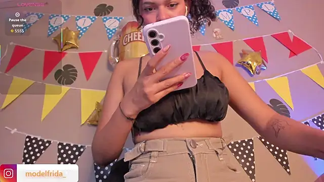 Snapshot of _frida1 chatting on September 20, 2025, 1:34 pm frida1 online show from September 20, 2025, 1:34 pm