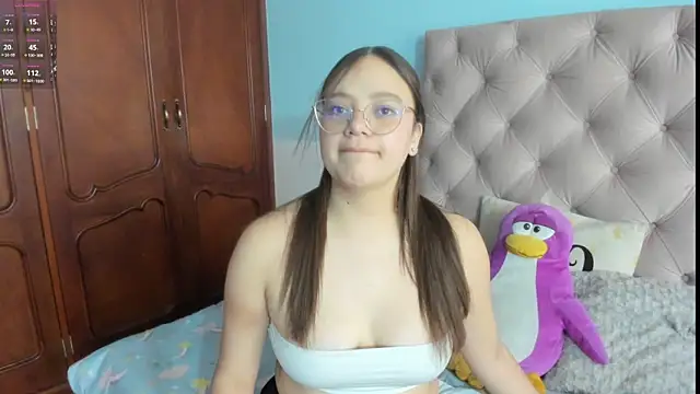 Snapshot of _Sarahh_0 chatting on January 22, 2025, 2:14 pm  Sarahh 0 online show from January 22, 2025, 2:14 pm