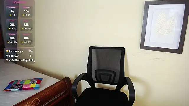 Snapshot of _Sarahh_0 chatting on March 20, 2025, 8:51 pm  Sarahh 0 online show from March 20, 2025, 8:51 pm