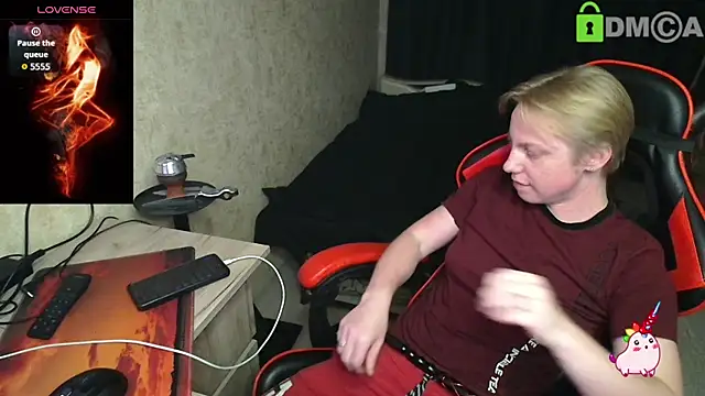 Snapshot of Alexis_Gordon chatting on October 13, 2025, 8:20 pm Alexis Gordon online show from October 13, 2025, 8:20 pm