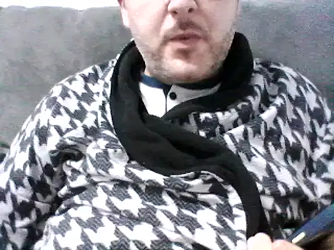 Snapshot of daky_86 chatting on March 3, 2025, 6:01 pm daky 86 online show from March 3, 2025, 6:01 pm