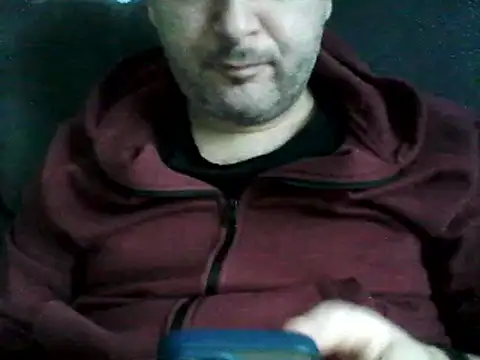 Snapshot of daky_86 chatting on March 9, 2025, 3:38 pm daky 86 online show from March 9, 2025, 3:38 pm