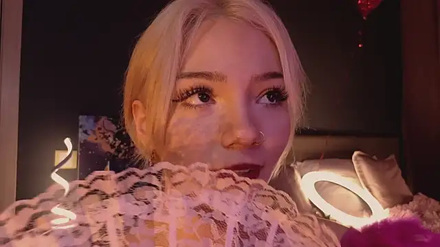 Snapshot of SandraBoyl chatting on March 15, 2025, 4:24 am SandraBoyl online show from March 15, 2025, 4:24 am