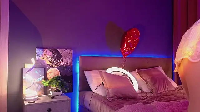 Snapshot of SandraBoyl chatting on March 18, 2025, 4:15 am SandraBoyl online show from March 18, 2025, 4:15 am