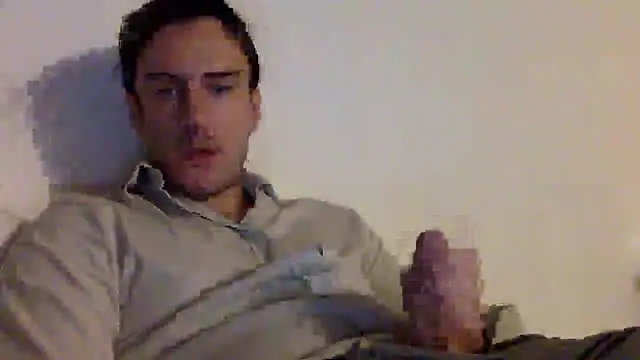 Snapshot of mainnrd chatting on January 2, 2025, 4:30 am mainnrd online show from January 2, 2025, 4:30 am