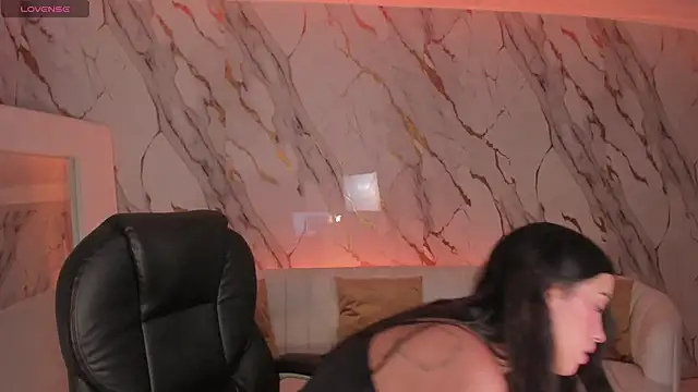 Snapshot of PaulinaSantos_ chatting on October 10, 2025, 7:57 pm PaulinaSantos  online show from October 10, 2025, 7:57 pm