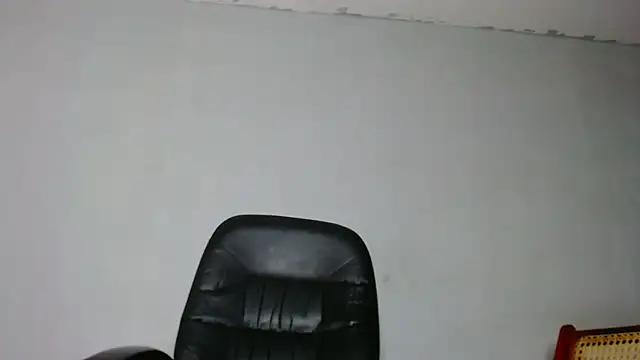 Snapshot of George_Dominator chatting on December 18, 2024, 12:21 am George Dominator online show from December 18, 2024, 12:21 am