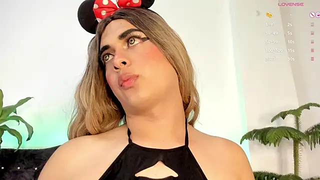 Snapshot of candy_canne__ chatting on January 8, 2025, 8:18 pm candy canne   online show from January 8, 2025, 8:18 pm