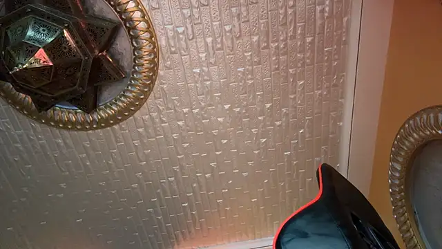 Snapshot of ORLA86 chatting on March 9, 2025, 7:37 pm ORLA86 online show from March 9, 2025, 7:37 pm