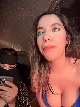 ORLA86 online show from October 11, 2025, 6:17 pm