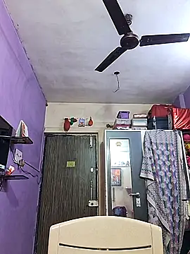 Snapshot of GlassBarge9 chatting on January 3, 2025, 6:24 pm GlassBarge9 online show from January 3, 2025, 6:24 pm