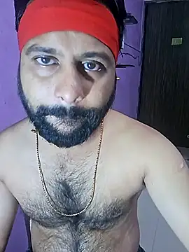 Snapshot of GlassBarge9 chatting on March 23, 2025, 4:27 am GlassBarge9 online show from March 23, 2025, 4:27 am