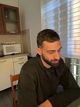 Snapshot of hugoprada chatting on January 24, 2025, 8:23 am hugoprada online show from January 24, 2025, 8:23 am