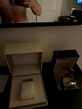 Snapshot of Guitccch chatting on September 20, 2025, 9:16 pm Guitccch online show from September 20, 2025, 9:16 pm