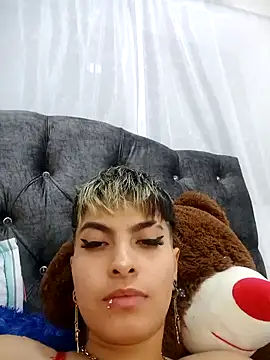 Snapshot of ivanna_rivera chatting on December 11, 2024, 8:18 pm ivanna rivera online show from December 11, 2024, 8:18 pm