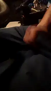 Snapshot of TuBandi2 chatting on February 14, 2025, 4:26 am TuBandi2 online show from February 14, 2025, 4:26 am