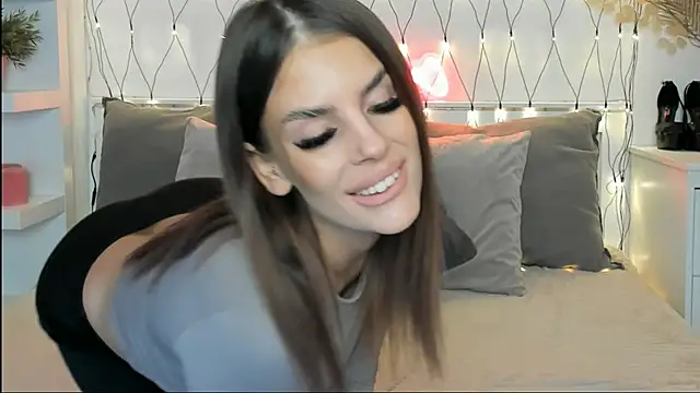 Snapshot of CassyCain chatting on March 3, 2025, 2:04 pm CassyCain online show from March 3, 2025, 2:04 pm