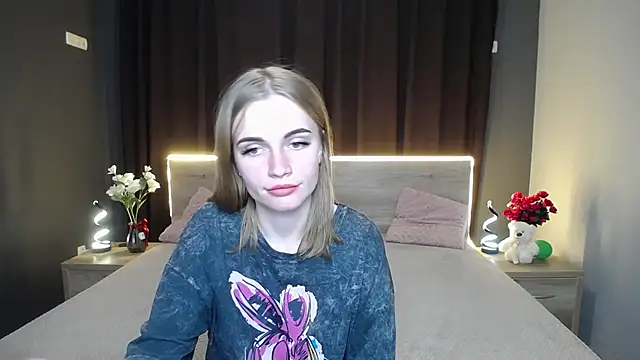 Snapshot of MargaritaKiss chatting on September 8, 2025, 7:35 pm MargaritaKiss online show from September 8, 2025, 7:35 pm