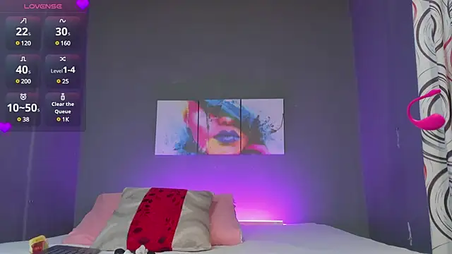 Snapshot of MadissonShakur chatting on February 25, 2025, 8:19 pm MadissonShakur online show from February 25, 2025, 8:19 pm