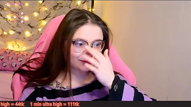 Snapshot of me__hanna chatting on January 22, 2025, 11:10 pm me hanna online show from January 22, 2025, 11:10 pm