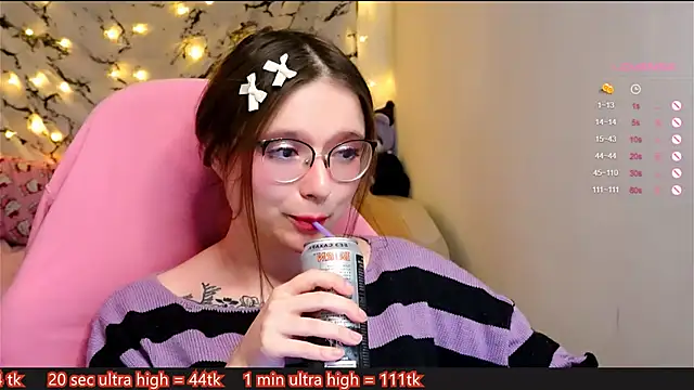 Snapshot of me__hanna chatting on January 30, 2025, 11:13 pm me hanna online show from January 30, 2025, 11:13 pm