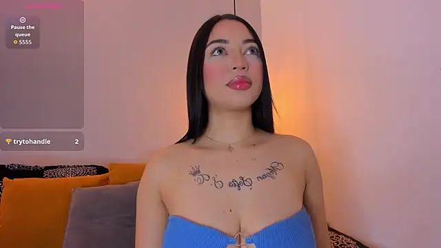 Snapshot of AnthonellaSweet chatting on October 7, 2025, 11:51 am AnthonellaSweet online show from October 7, 2025, 11:51 am
