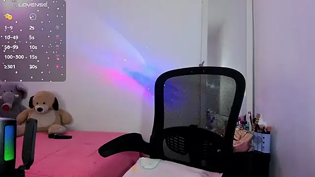 Snapshot of youpinkgirl_ chatting on March 18, 2025, 11:09 pm youpinkgirl online show from March 18, 2025, 11:09 pm