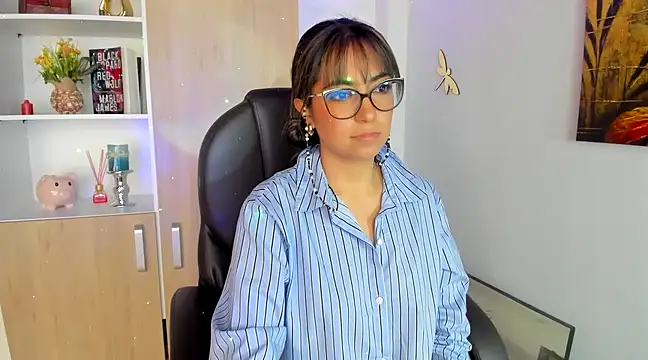 Snapshot of Isabellaa22_1 chatting on March 19, 2025, 4:24 pm Isabellaa22 1 online show from March 19, 2025, 4:24 pm