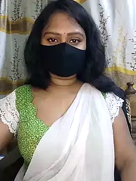 Snapshot of Idhika_Paul chatting on February 18, 2025, 1:33 pm Idhika Paul online show from February 18, 2025, 1:33 pm