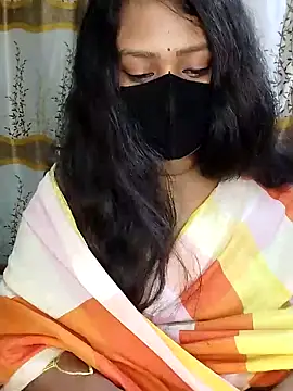 Snapshot of Idhika_Paul chatting on February 19, 2025, 12:25 am Idhika Paul online show from February 19, 2025, 12:25 am