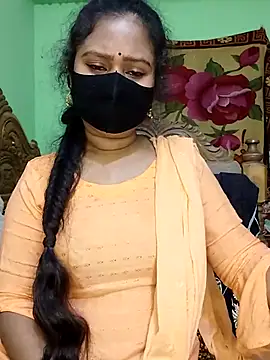 Snapshot of Idhika_Paul chatting on February 24, 2025, 2:19 am Idhika Paul online show from February 24, 2025, 2:19 am