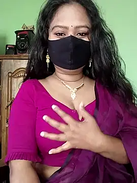 Snapshot of Idhika_Paul chatting on March 9, 2025, 4:38 am Idhika Paul online show from March 9, 2025, 4:38 am